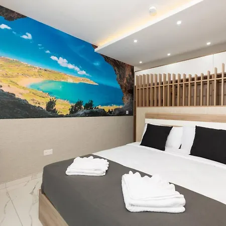 Ivory Seafront With Views!- Fl 10 By Homely דירה
